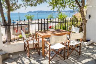 D&D Holiday Studios - 3