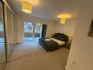 Cosy London Apartment near River Thames - 8