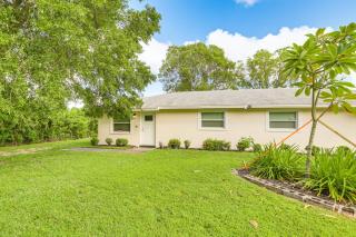 Pet-Friendly Duplex w/ Front Yard in Fort Myers! - 7