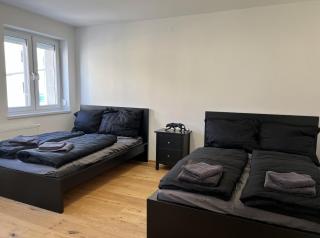 Black City Loft for 10 Guests - 0