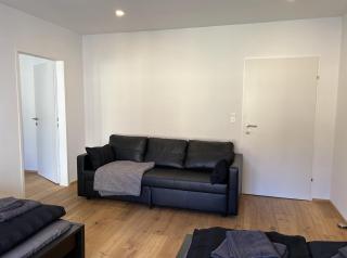 Black City Loft for 10 Guests - 9