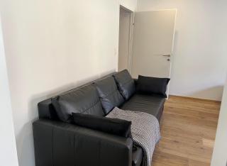 Black City Loft for 10 Guests - 6