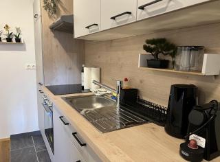 Black City Loft for 10 Guests - 4