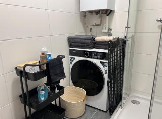 Black City Loft for 10 Guests - 1