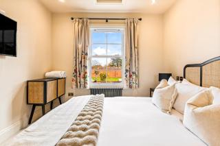 The Royal Paddock - 8