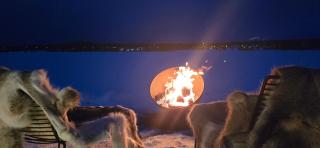 Riverside villa with sauna and jacuzzi - 9