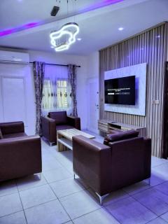 UG shortlet apartment - 2