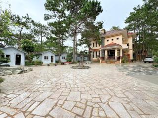 HeniSi Homestay Măng Đen Villa - 8