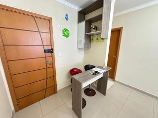 Espaçoso + Suíte + Ar + Garagem - Aviação! - 7