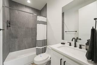 Cozy Modern Townhome Dallas Love Field Airport - 1