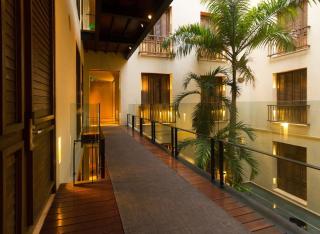 Bastión Luxury Hotel - 2