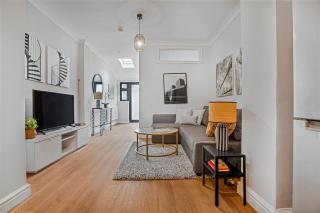 Modern Apartment in West London - 7