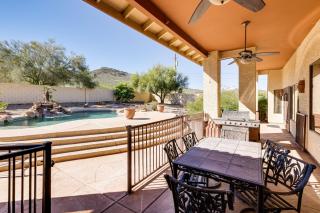 Group-Friendly Escape with Views in North Phoenix! - 0