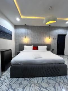 Pat Luxury Apartments - 3