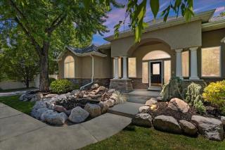 Riviera Retreat in Salt Lake with Private Hot Tub and Theater - 3