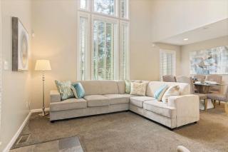 Union Park in Salt Lake with Hot Tub Near Park - 6