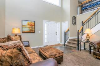 Union Spruces in Salt Lake with Hot Tub and Foosball - 7