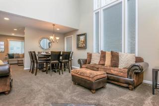 Union Spruces in Salt Lake with Hot Tub and Foosball - 1