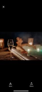 SEAS THE DAY house hot tub pet friendly bbq location location location - 0