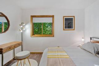 The Black Forest Chalet - Hot Tub, Hiking, Kayak - 5