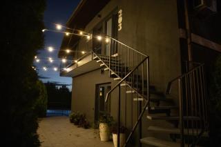 Avalon Hotel&Pool - 4