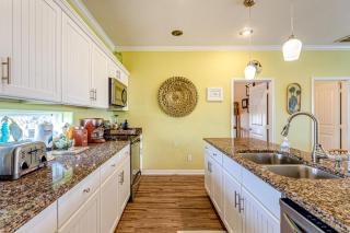 Escape Steps to Beach Large Deck Group Ready - 1