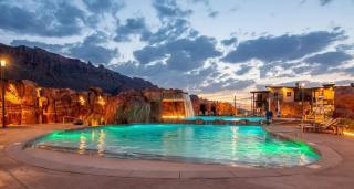 Sage Creek E3 in Moab with Private Hot Tub and Community Pool - 3