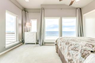 Ultimate Beachfront Sunset Views Sleeps 16 - 9