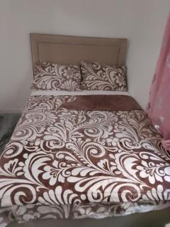 Modern Refurbished 2 bedrooms Flat- Ashton-Under-Lyne - 8