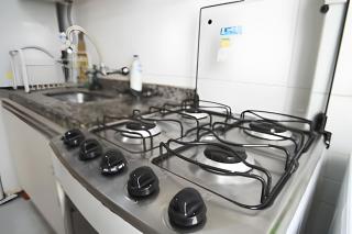 LUC115| Flat na praia da Barra com piscina e sauna - 1