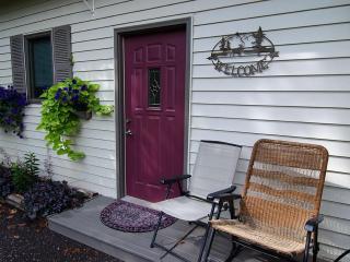 Ole and Lena's Place - 8