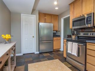 Union Meadows in Salt Lake with Private Hot Tub and Park - 2