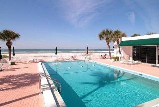 Lido Harbour Towers #507 Lido Key & Private Beach! - 0