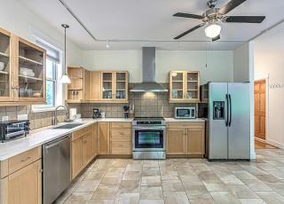 2BR Retreat in Bouldin Creek - Walk to SoCo - 3