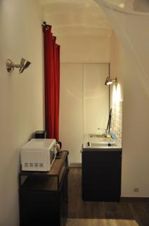 location studio meublé avec jardin - 3