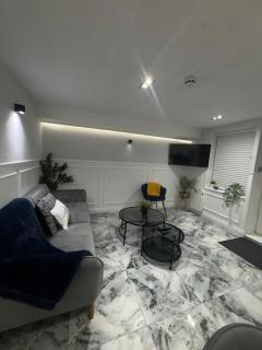 Cloud Quarters II - 0