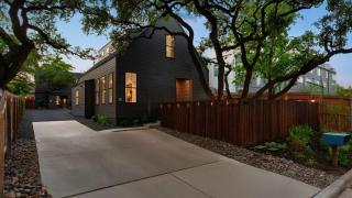 Bouldin Modern - Luxury Wellness Retreat - 0