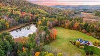 Modern Berkshires Farmhouse w Porch Fireplace Views Beaver Creek by AvantStay - 6