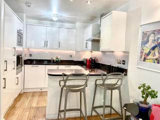 Detached house with FREE PARKING in Little Venice near Paddington Hyde Park - 1