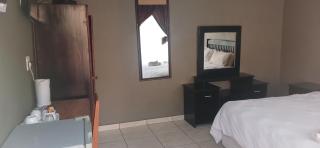 Tushiya guest lodge witbank - 7