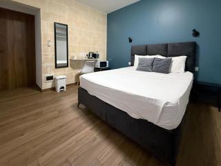 Mini Studios in Central Victoria - 3