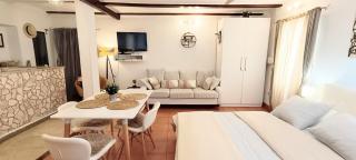 Apartments & Rooms As - 2