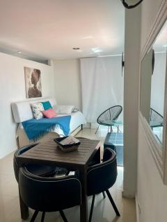 Apartamentos cerca al hotel Las Americas - 3