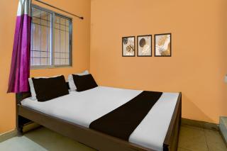 SPOT ON Hotel Aman Restaurant And Sweets - 1