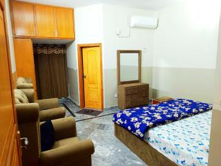 Skyline Serenity Guest House - 7
