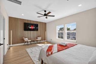 Luxury Home: Mins to NRG, Hobby Airport & Midtown - 8