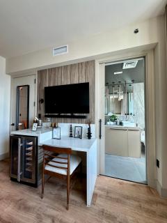 AKA Brickell Condo Free Parking by Palermo Home Miami - 1