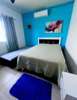 Casa a 50 metros da praia com piscina, churrasqueira e ar condicionado - 4