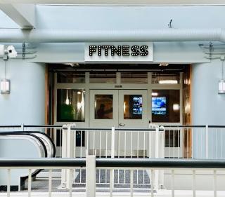 Luxurious Downtown Penthouse with Amazing Views - 5