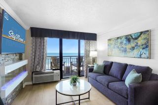 Oceanside Escape by StayMareni - Oceanfront Suite - 0
